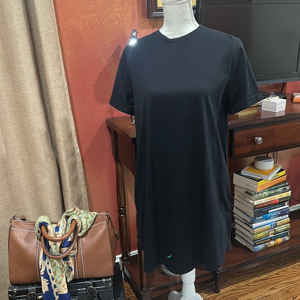 Black Dress With Pockets Size M